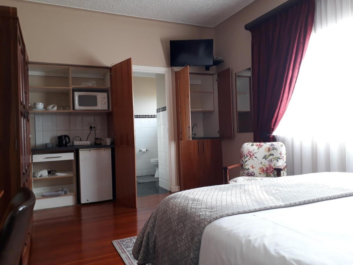 Harewood Lodge East London Ngoại thất bức ảnh