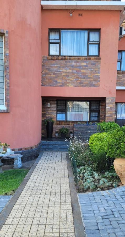 Harewood Lodge East London Ngoại thất bức ảnh